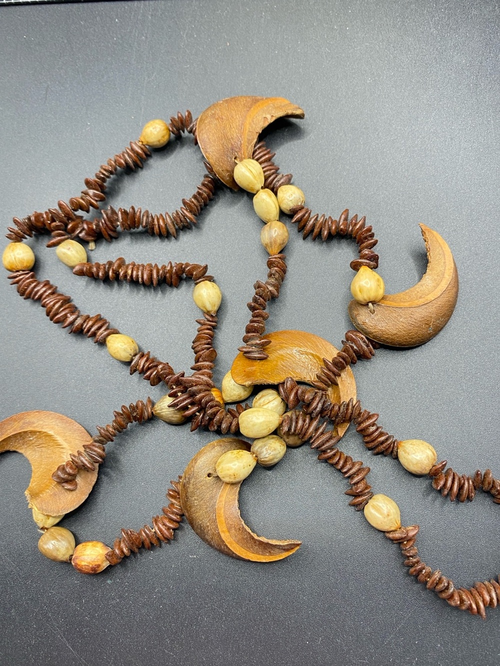 Vintage Natural Seed Pods & Wood Natural 1970โs Boho